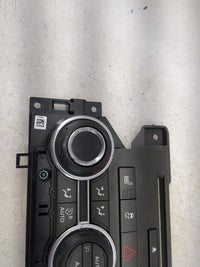 2010-2016 Land Rover Lr4 Climate Control Module Temperature AC/Heater Replacement P/N:GH22-19E900-NA 28469377 Fits OEM Used 