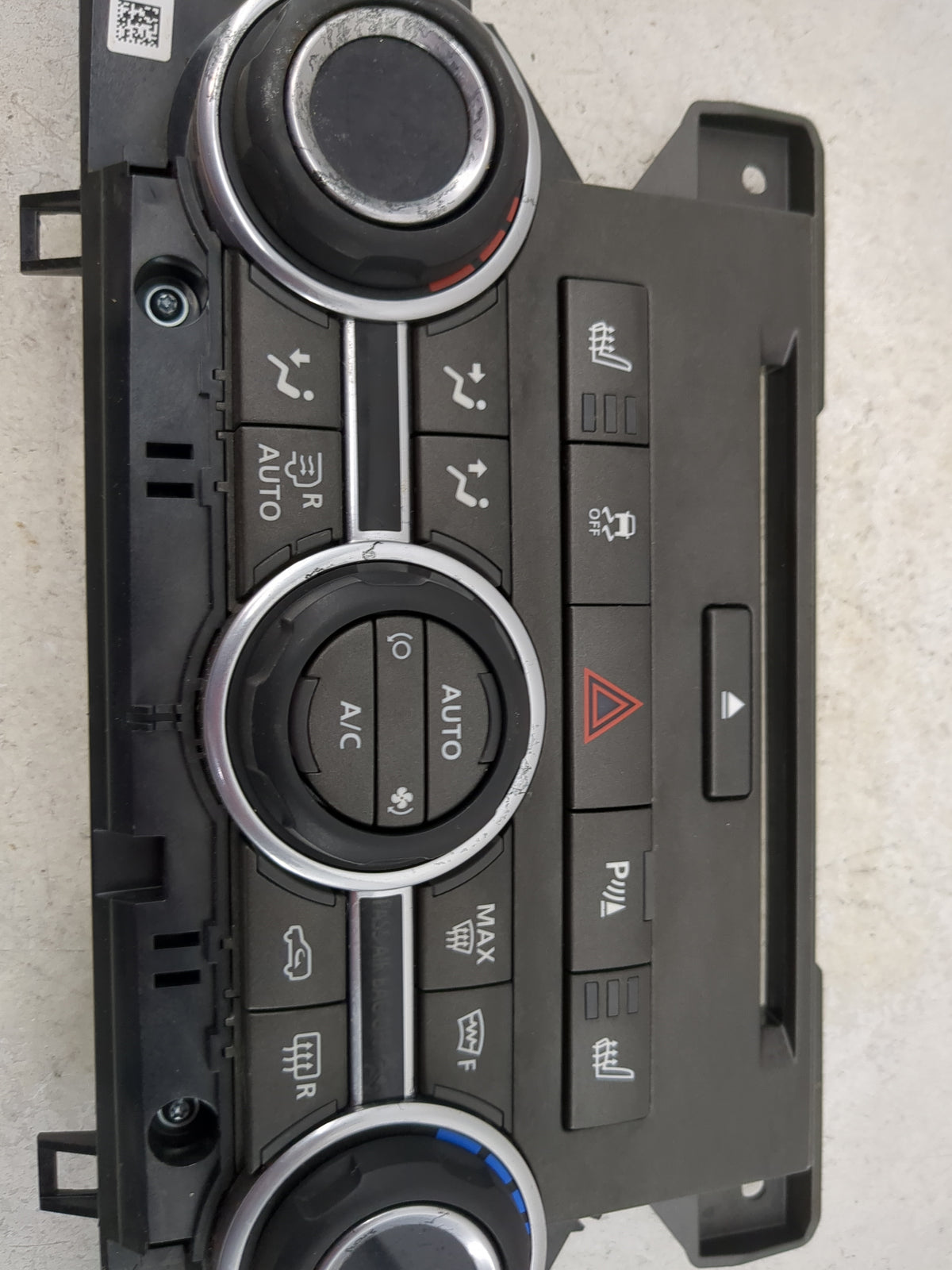 2010-2016 Land Rover Lr4 Climate Control Module Temperature AC/Heater Replacement P/N:GH22-19E900-NA 28469377 Fits OEM Used 