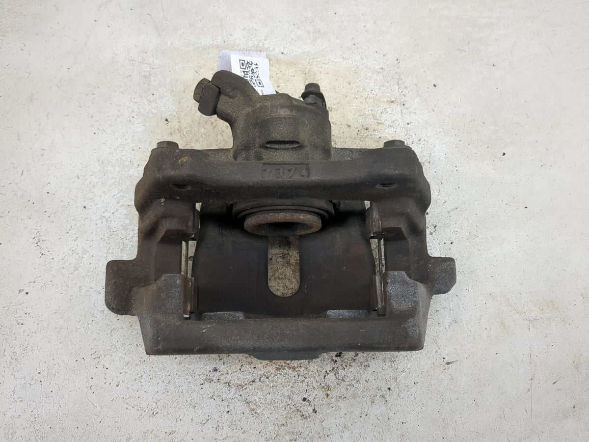 2014-2016 Land Rover Lr4 Rear Driver Left Brake Caliper - Oemusedautoparts1.com