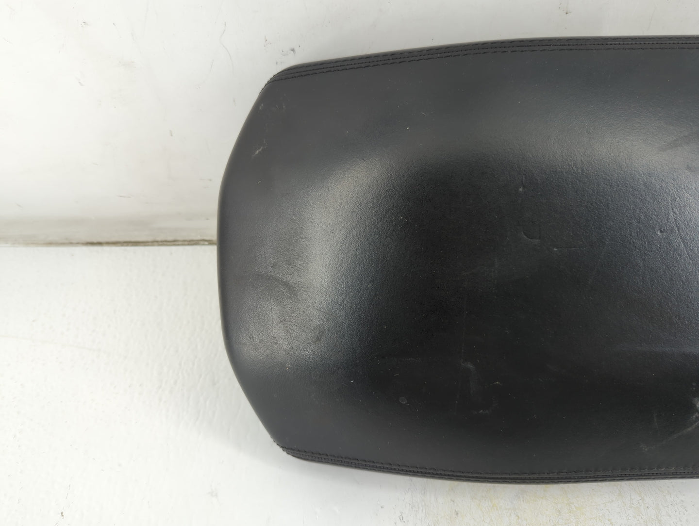 2013-2019 Land Rover Range Rover Center Console Armrest Cover Lid Fits Fits 2013 2014 2015 2016 2017 2018 2019 OEM Used Auto