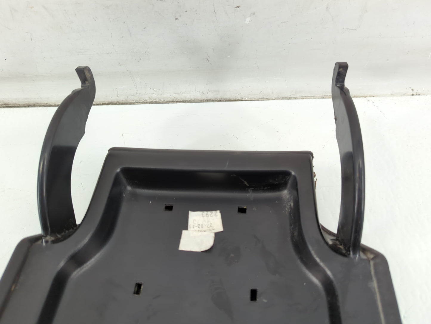 2013-2019 Land Rover Range Rover Center Console Armrest Cover Lid Fits Fits 2013 2014 2015 2016 2017 2018 2019 OEM Used Auto