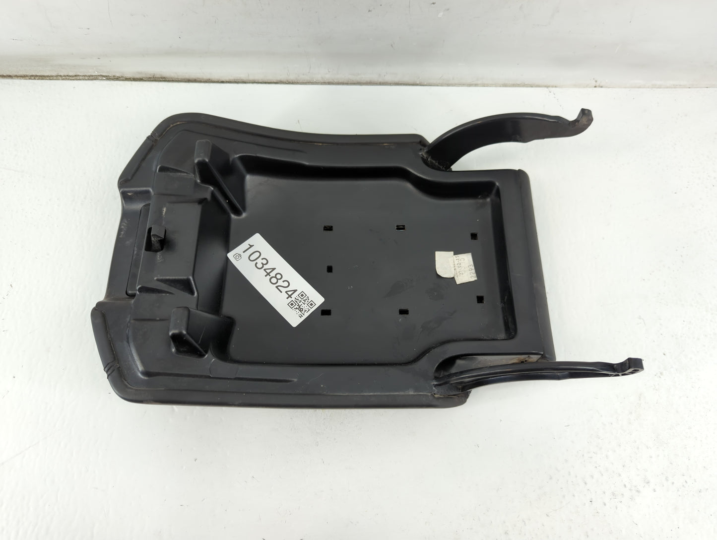 2013-2019 Land Rover Range Rover Center Console Armrest Cover Lid Fits Fits 2013 2014 2015 2016 2017 2018 2019 OEM Used Auto