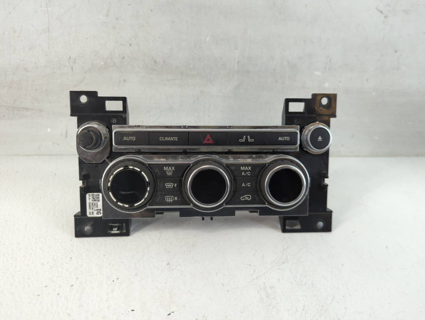 2014-2015 Land Rover Range Rover Climate Control Module Temperature AC/Heater Replacement P/N:DPLA-18A802-DG Fits Fits 2014 