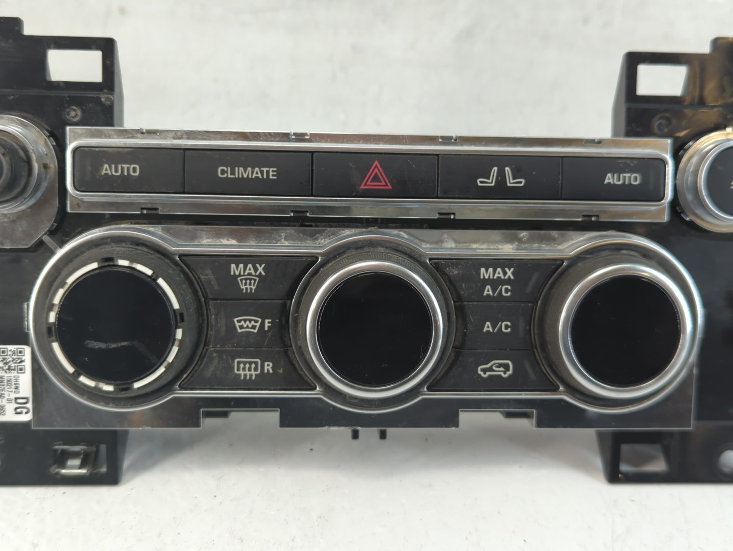2014-2015 Land Rover Range Rover Climate Control Module Temperature AC/Heater Replacement P/N:DPLA-18A802-DG Fits Fits 2014 
