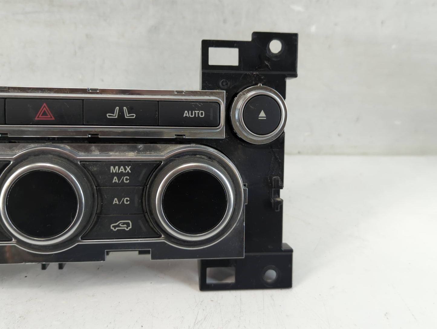 2014-2015 Land Rover Range Rover Climate Control Module Temperature AC/Heater Replacement P/N:DPLA-18A802-DG Fits Fits 2014 