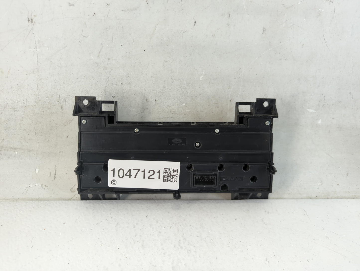 2014-2015 Land Rover Range Rover Climate Control Module Temperature AC/Heater Replacement P/N:DPLA-18A802-DG Fits Fits 2014 