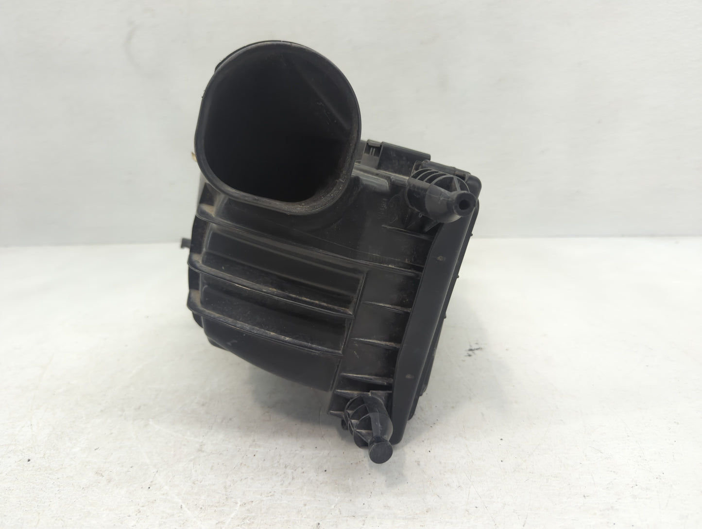 2016-2019 Land Rover Range Rover Air Cleaner Intake-duct Hose Tube - Oemusedautoparts1.com