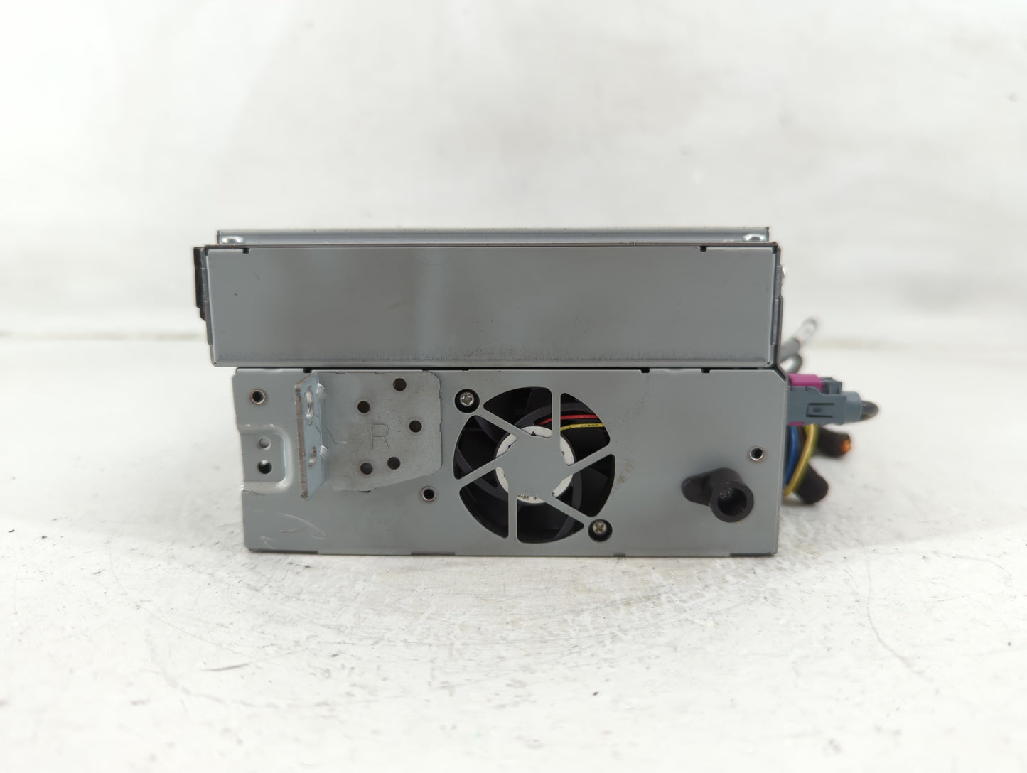2012-2016 Land Rover Range Rover Evoque Radio AM FM Cd Player Receiver Replacement P/N:50645928AA Fits OEM Used Auto Parts -