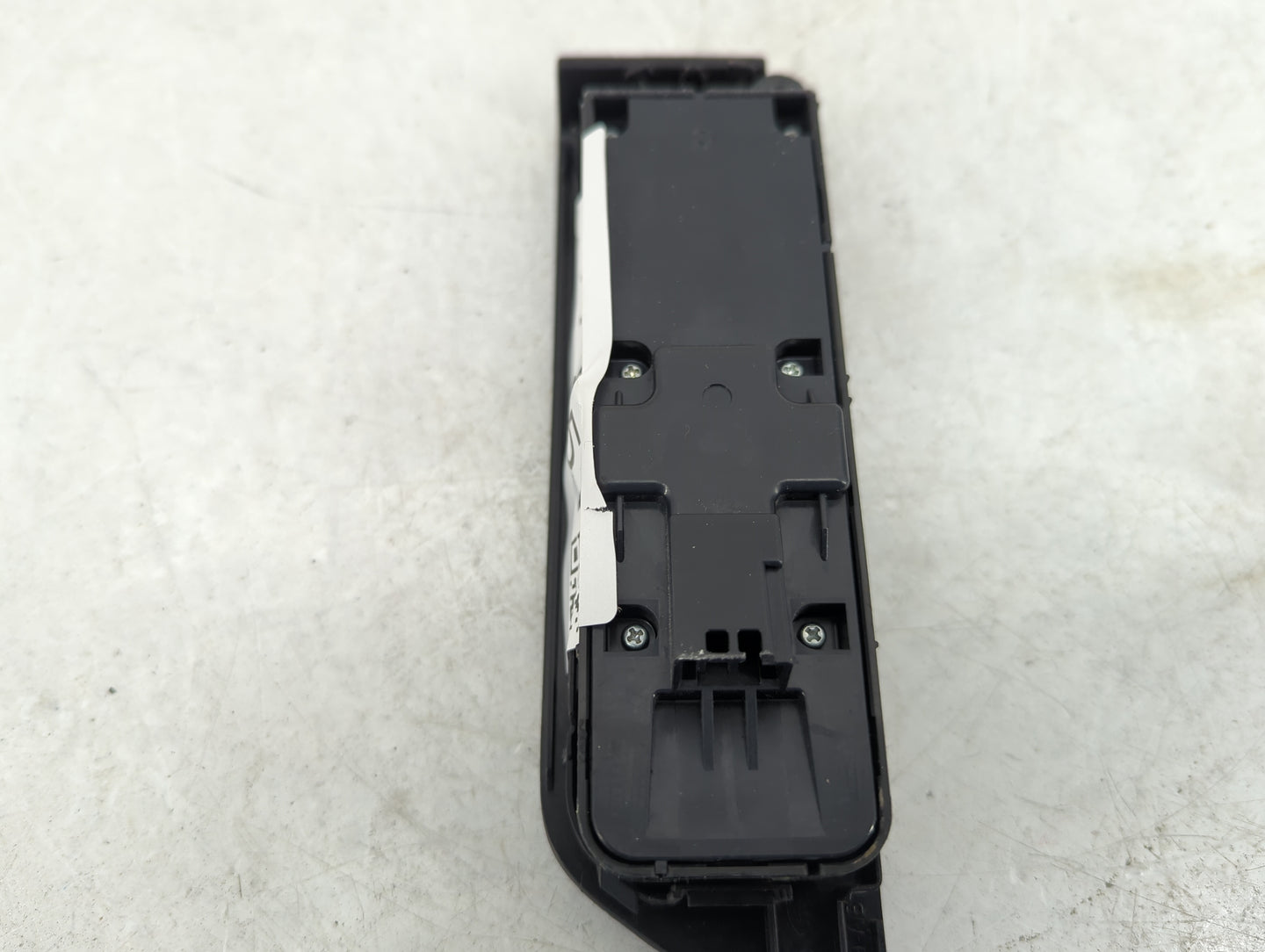 2012-2019 Land Rover Range Rover Evoque Master Power Window Switch Replacement Driver Side Left Fits OEM Used Auto Parts - O