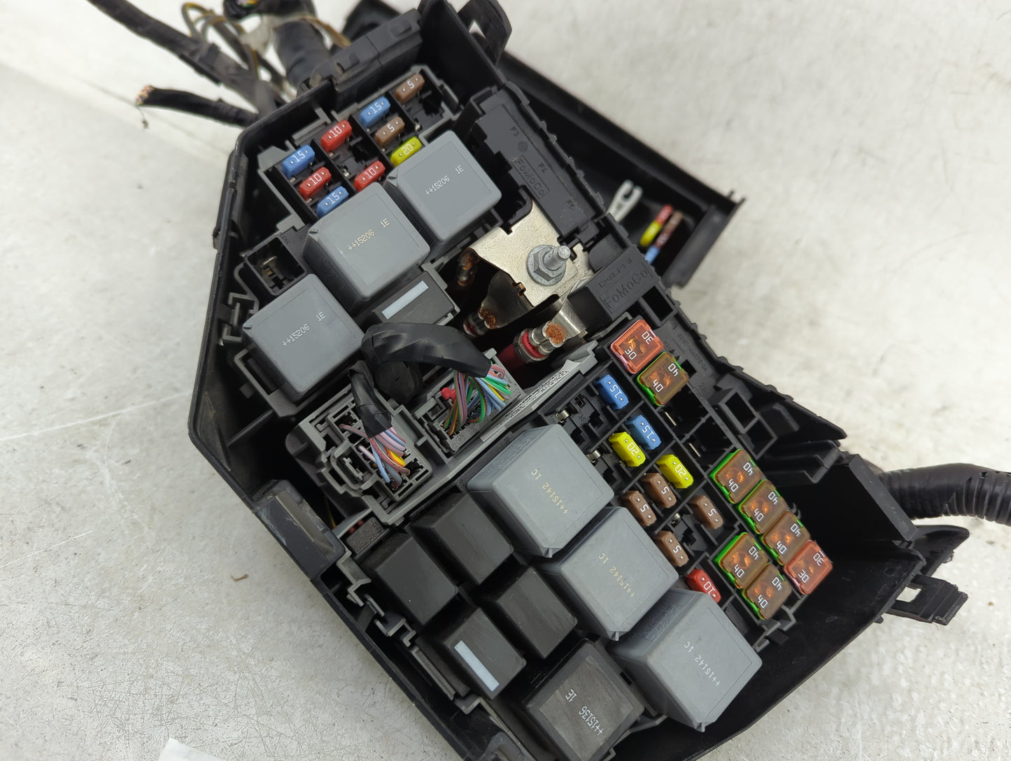 2012-2017 Land Rover Range Rover Evoque Fusebox Fuse Box Panel Relay Module Fits Fits 2012 2013 2014 2015 2016 2017 OEM Used