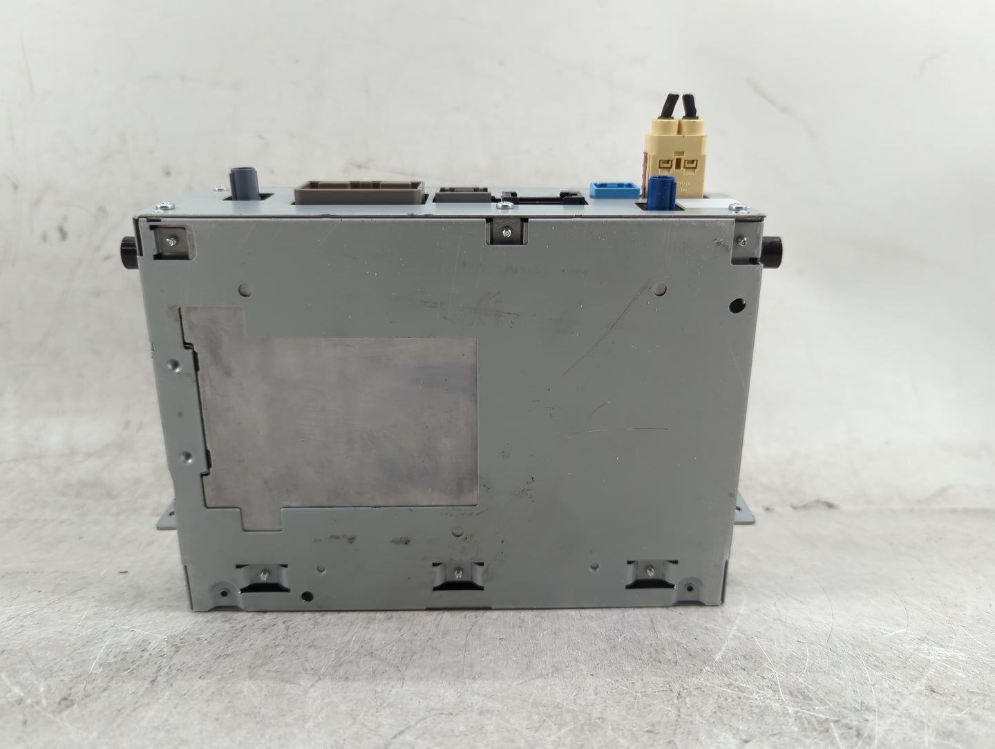 2012-2016 Land Rover Range Rover Evoque Radio AM FM Cd Player Receiver Replacement P/N:CF6N-18C815-JJ Fits OEM Used Auto Par