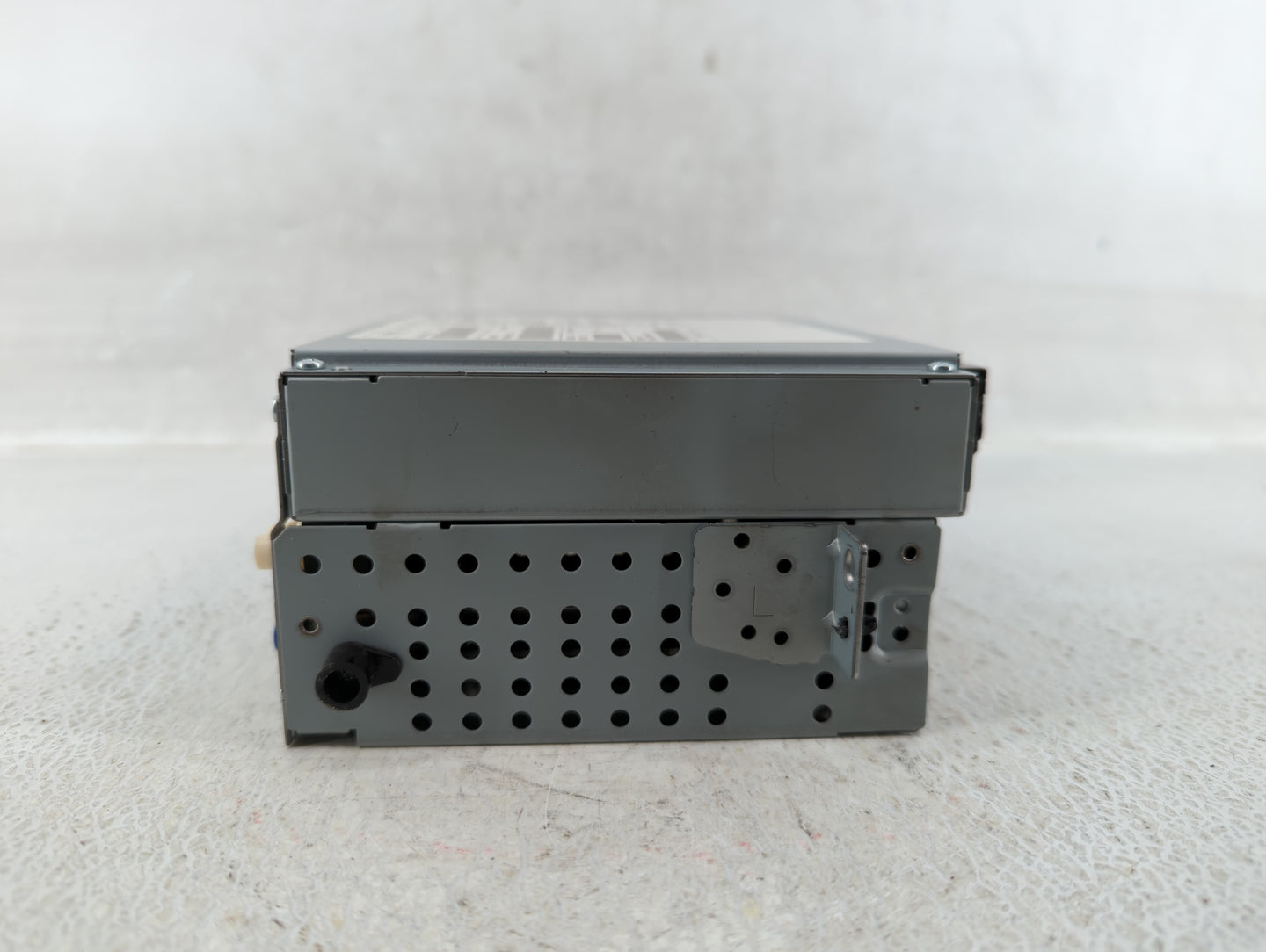 2012-2016 Land Rover Range Rover Evoque Radio AM FM Cd Player Receiver Replacement P/N:50645928AA Fits OEM Used Auto Parts -
