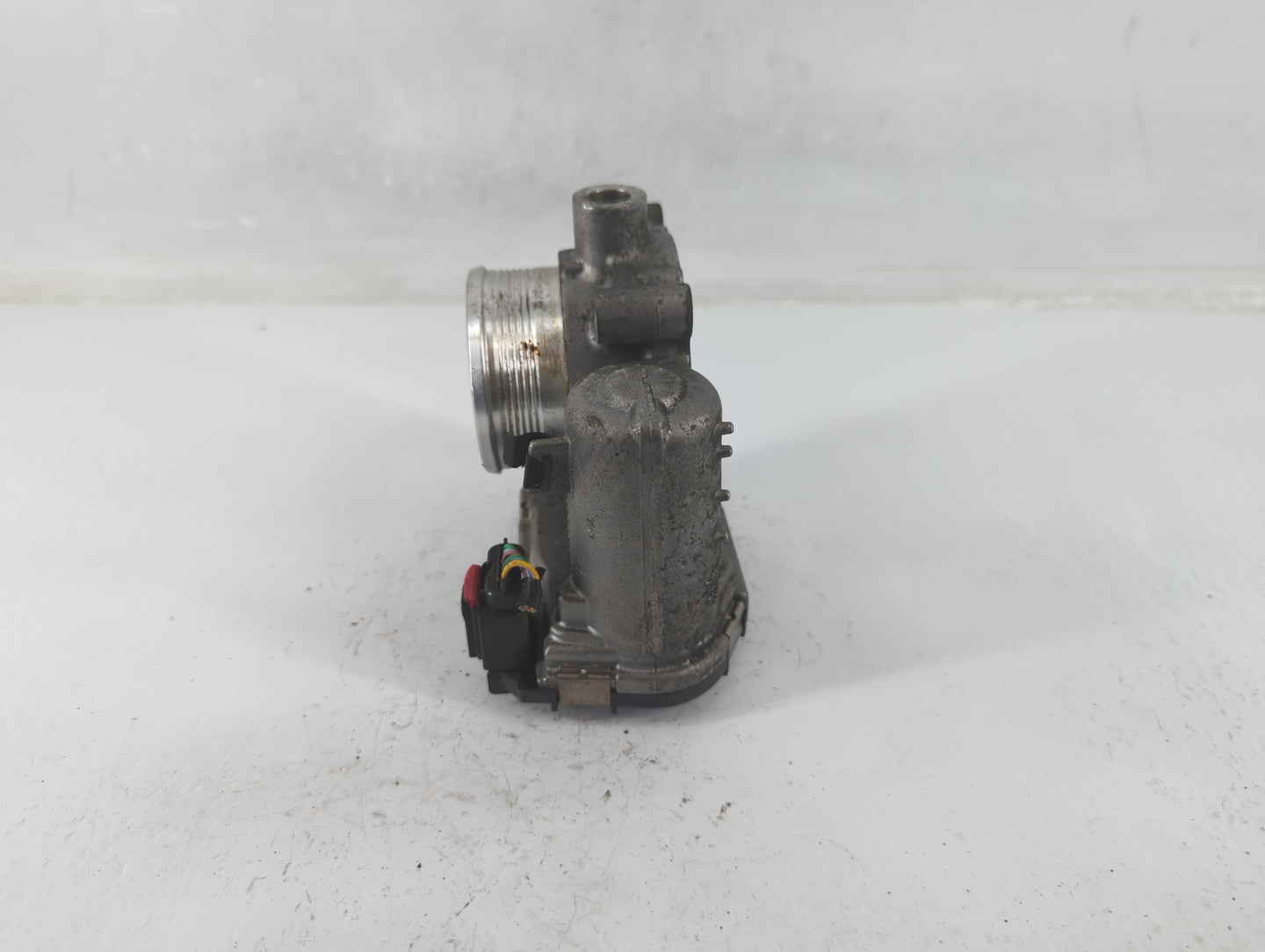 2014-2017 Land Rover Range Rover Evoque Throttle Body P/N:CM5E 9F991 AD Fits Fits 2014 2015 2016 2017 OEM Used Auto Parts - 