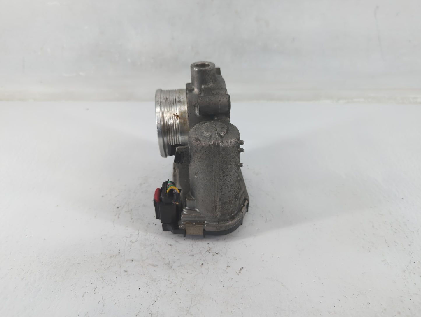 2014-2017 Land Rover Range Rover Evoque Throttle Body P/N:CM5E 9F991 AD Fits Fits 2014 2015 2016 2017 OEM Used Auto Parts - 