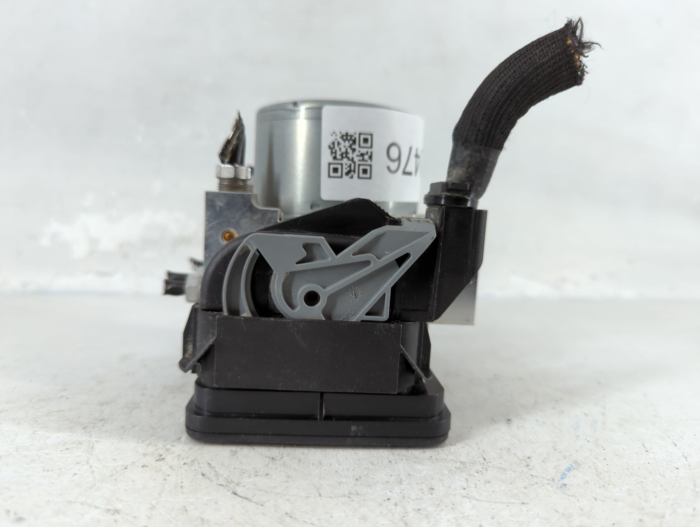 2014-2015 Land Rover Range Rover Evoque ABS Pump Control Module Replacement P/N:EJ32-2C405-AK Fits Fits 2014 2015 OEM Used A