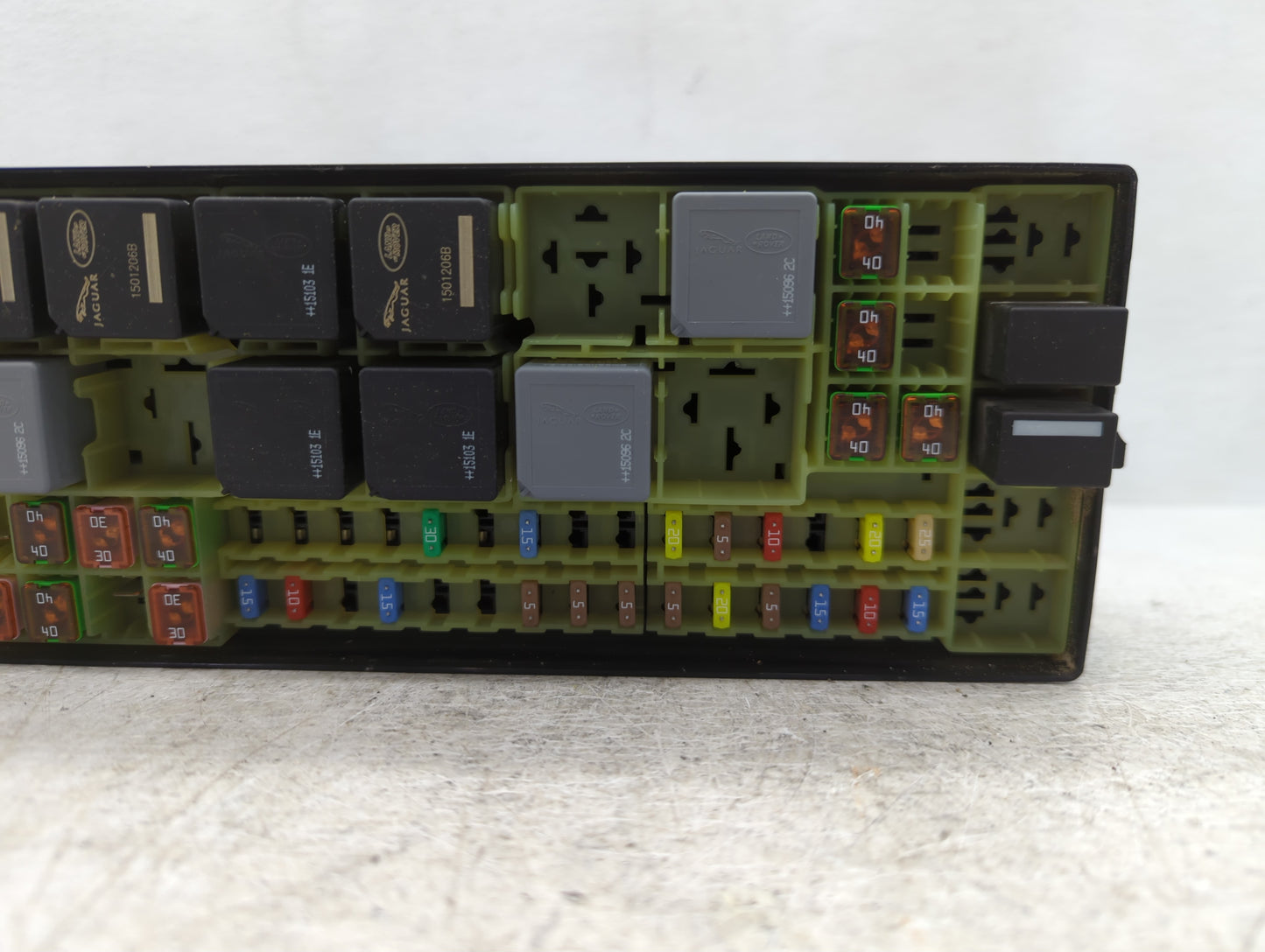2015 Land Rover Range Rover Sport Fusebox Fuse Box Panel Relay Module P/N:FP6A-14K016-AA Fits OEM Used Auto Parts - Oemuseda