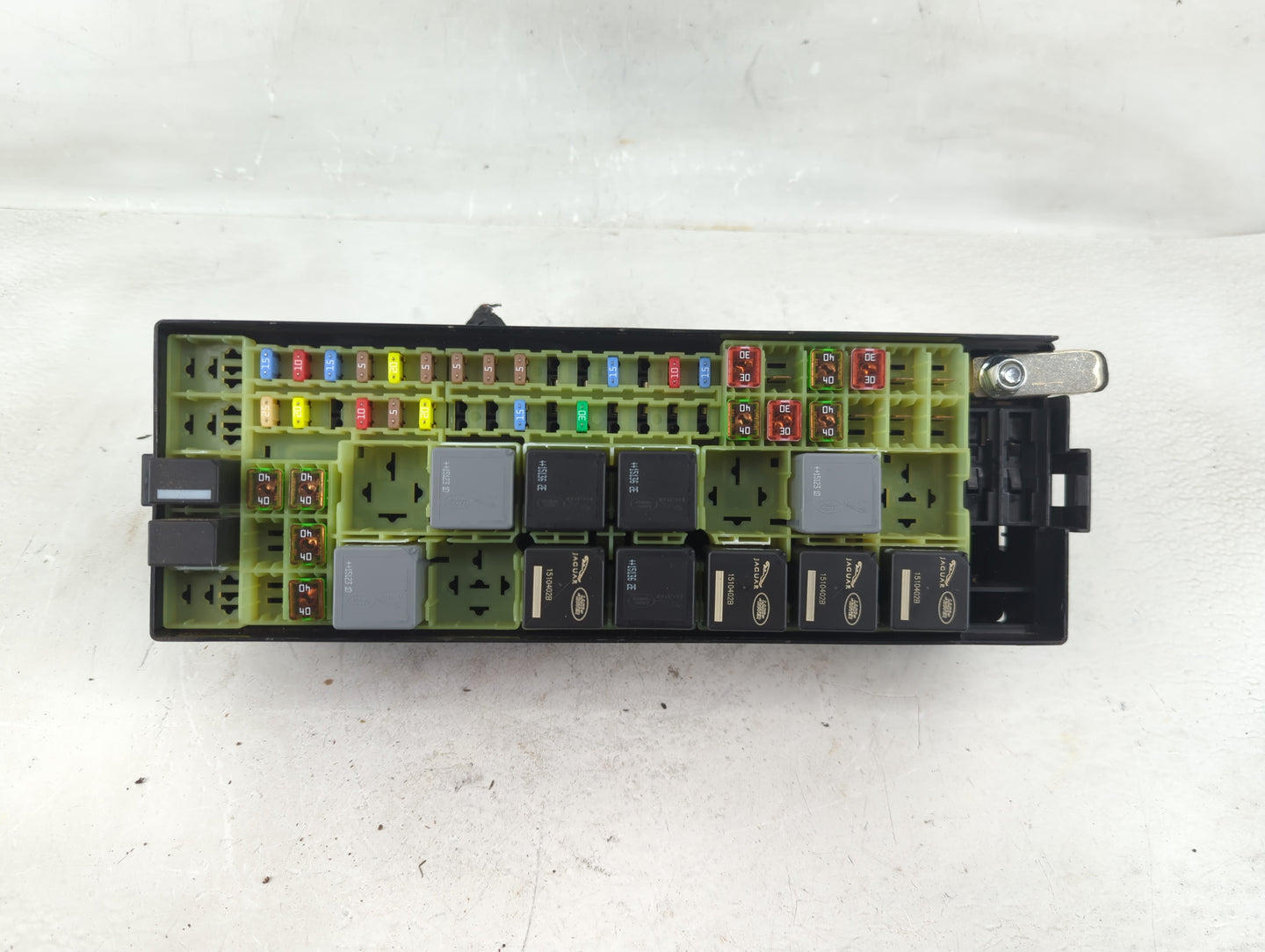 2015 Land Rover Range Rover Sport Fusebox Fuse Box Panel Relay Module P/N:FPLA-14K016-AA Fits OEM Used Auto Parts - Oemuseda