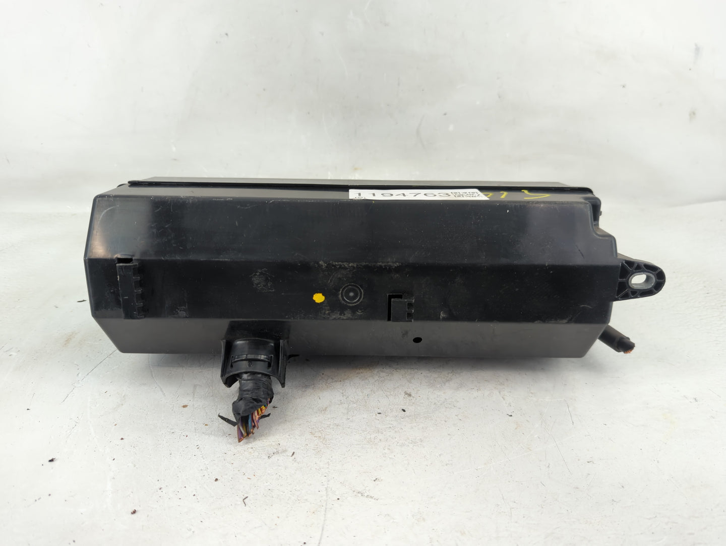 2015 Land Rover Range Rover Sport Fusebox Fuse Box Panel Relay Module P/N:FPLA-14K016-AA Fits OEM Used Auto Parts - Oemuseda