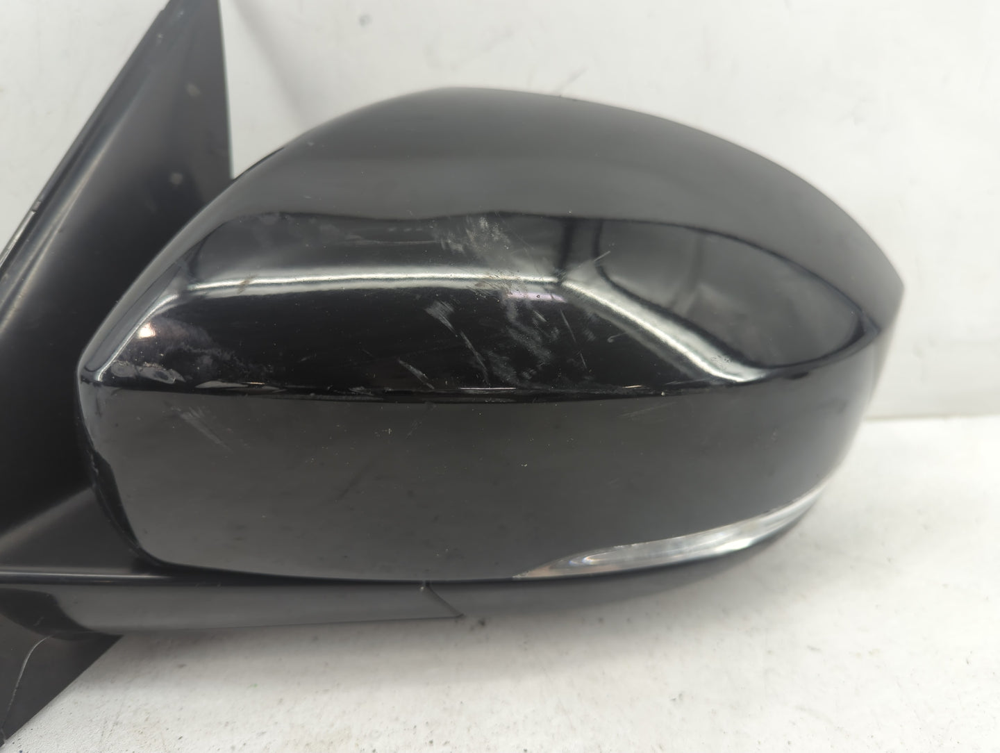2014-2020 Land Rover Range Rover Sport Driver Side View Mirror - Left Door Mirror OEM Used - Oemusedautoparts1.com