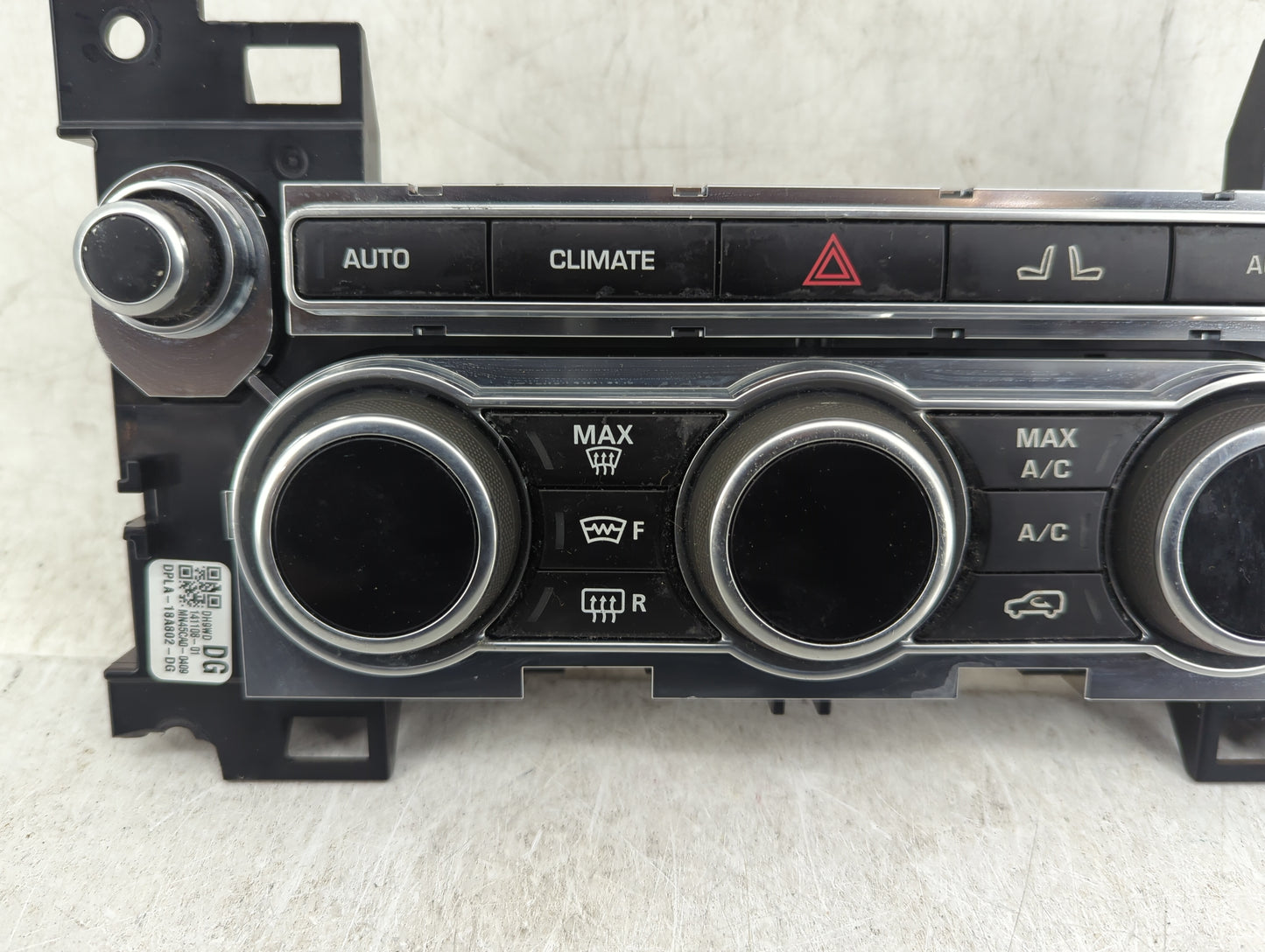 2014-2015 Land Rover Range Rover Sport Climate Control Module Temperature AC/Heater Replacement Fits OEM Used Auto Parts - O