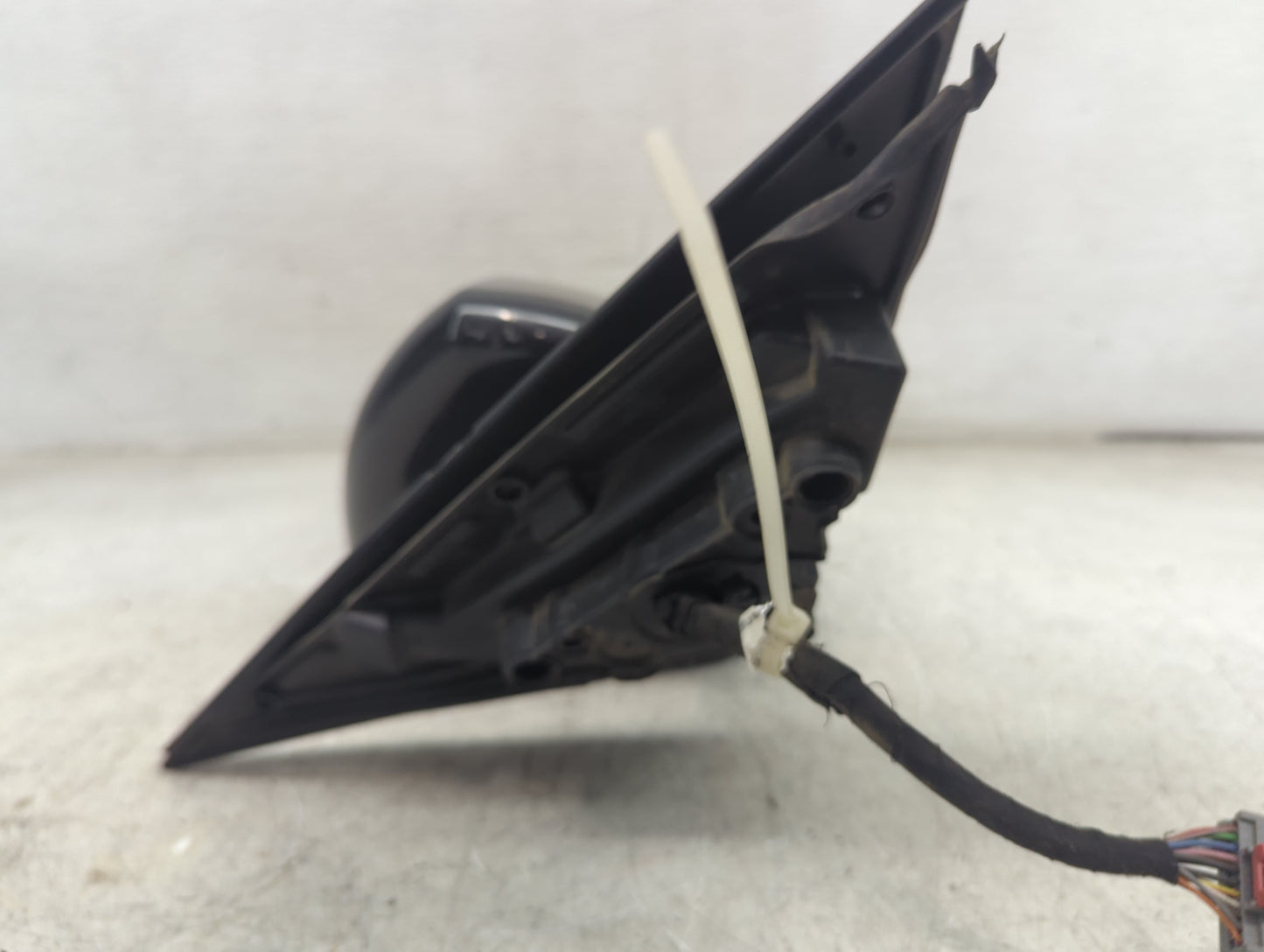 2014-2020 Land Rover Range Rover Sport Driver Side View Mirror - Left Door Mirror OEM Used - Oemusedautoparts1.com