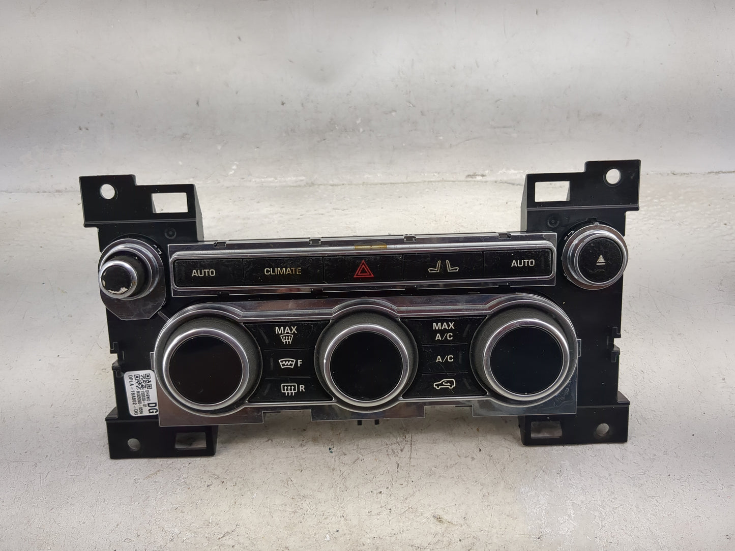2015 Land Rover Range Rover Sport Radio Control Panel - Oemusedautoparts1.com