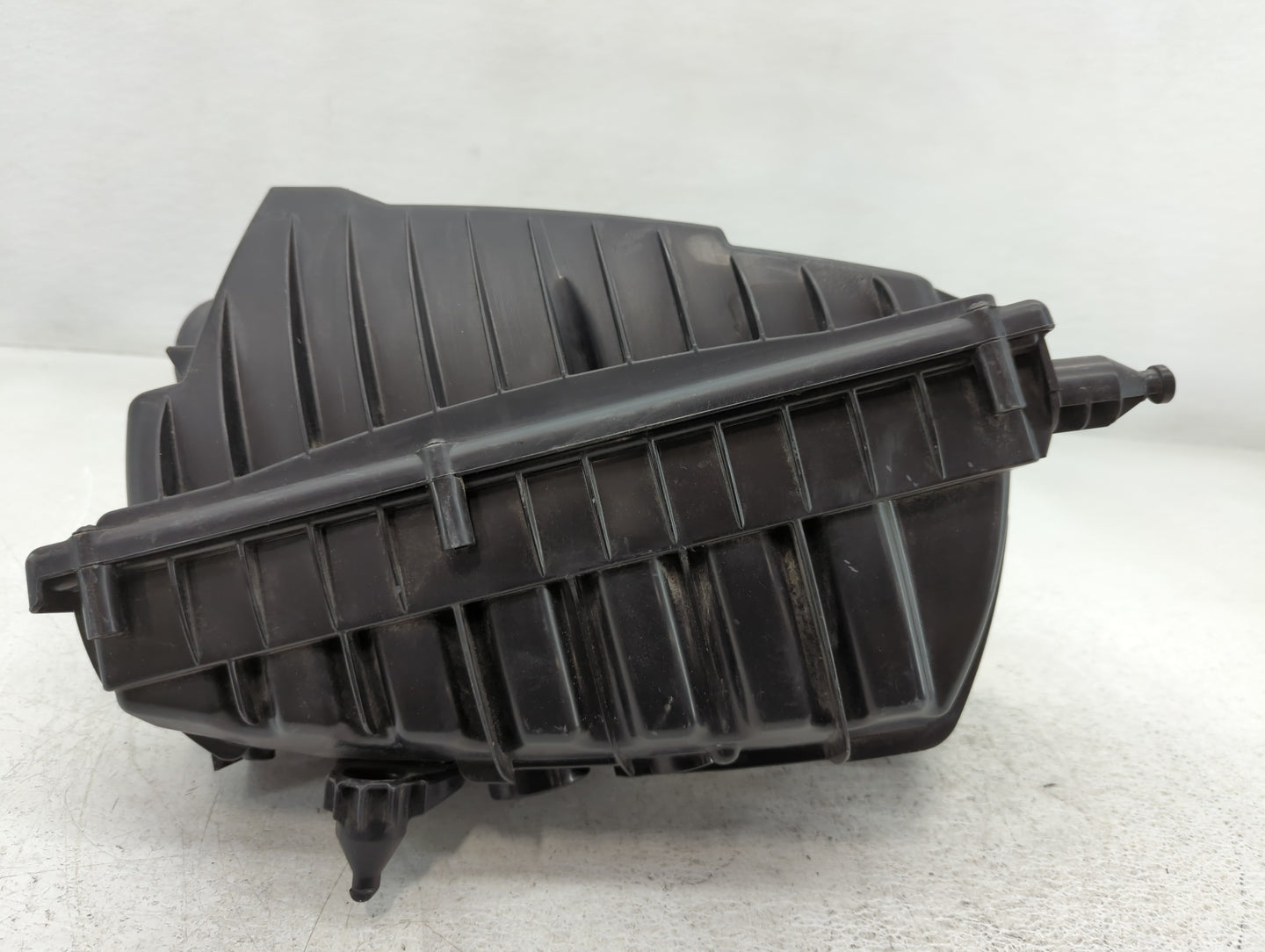 2016-2019 Land Rover Range Rover Sport Air Cleaner Intake-duct Hose Tube - Oemusedautoparts1.com