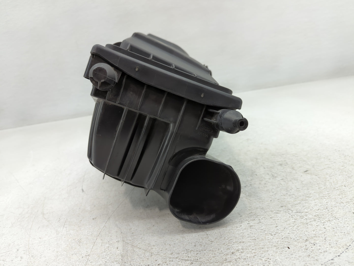 2016-2019 Land Rover Range Rover Sport Air Cleaner Intake-duct Hose Tube - Oemusedautoparts1.com