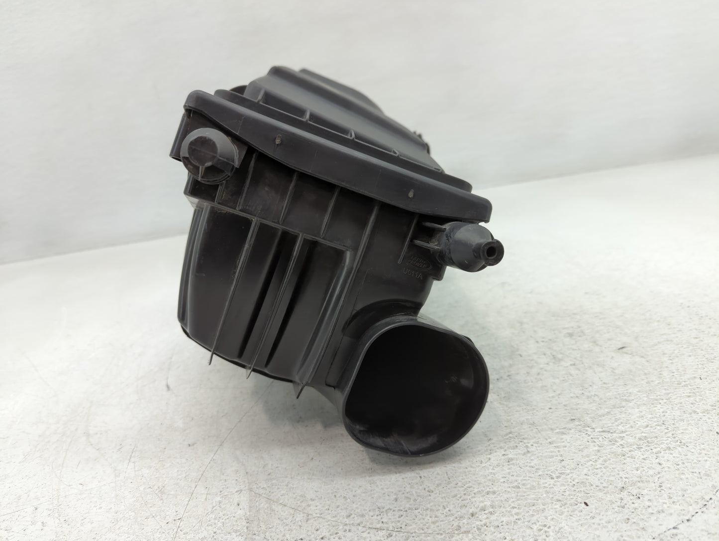 2016-2019 Land Rover Range Rover Sport Air Cleaner Intake-duct Hose Tube - Oemusedautoparts1.com