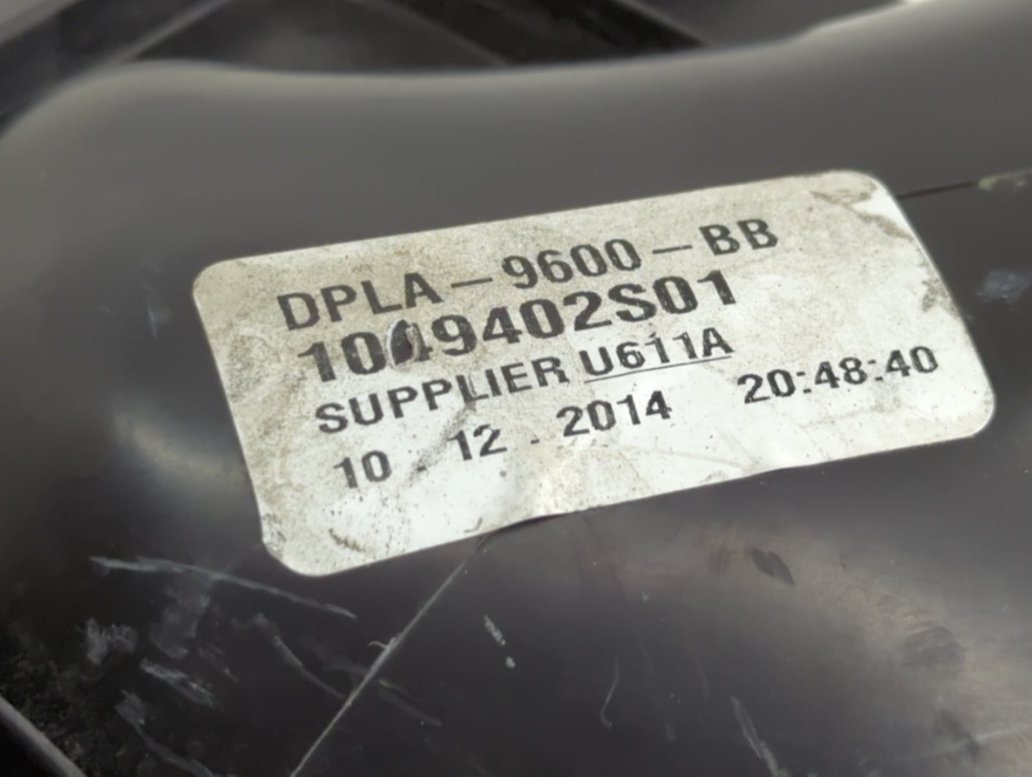 2016-2019 Land Rover Range Rover Sport Air Cleaner Intake-duct Hose Tube - Oemusedautoparts1.com