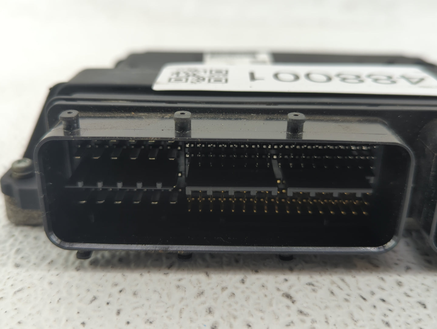 2015-2017 Lexus Ct200h PCM Engine Control Computer ECU ECM PCU OEM P/N:89661-76160 Fits Fits 2015 2016 2017 OEM Used Auto Pa