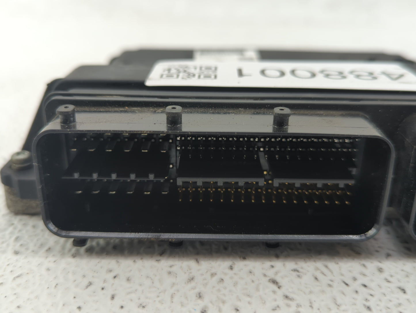 2015-2017 Lexus Ct200h PCM Engine Control Computer ECU ECM PCU OEM P/N:89661-76160 Fits Fits 2015 2016 2017 OEM Used Auto Pa