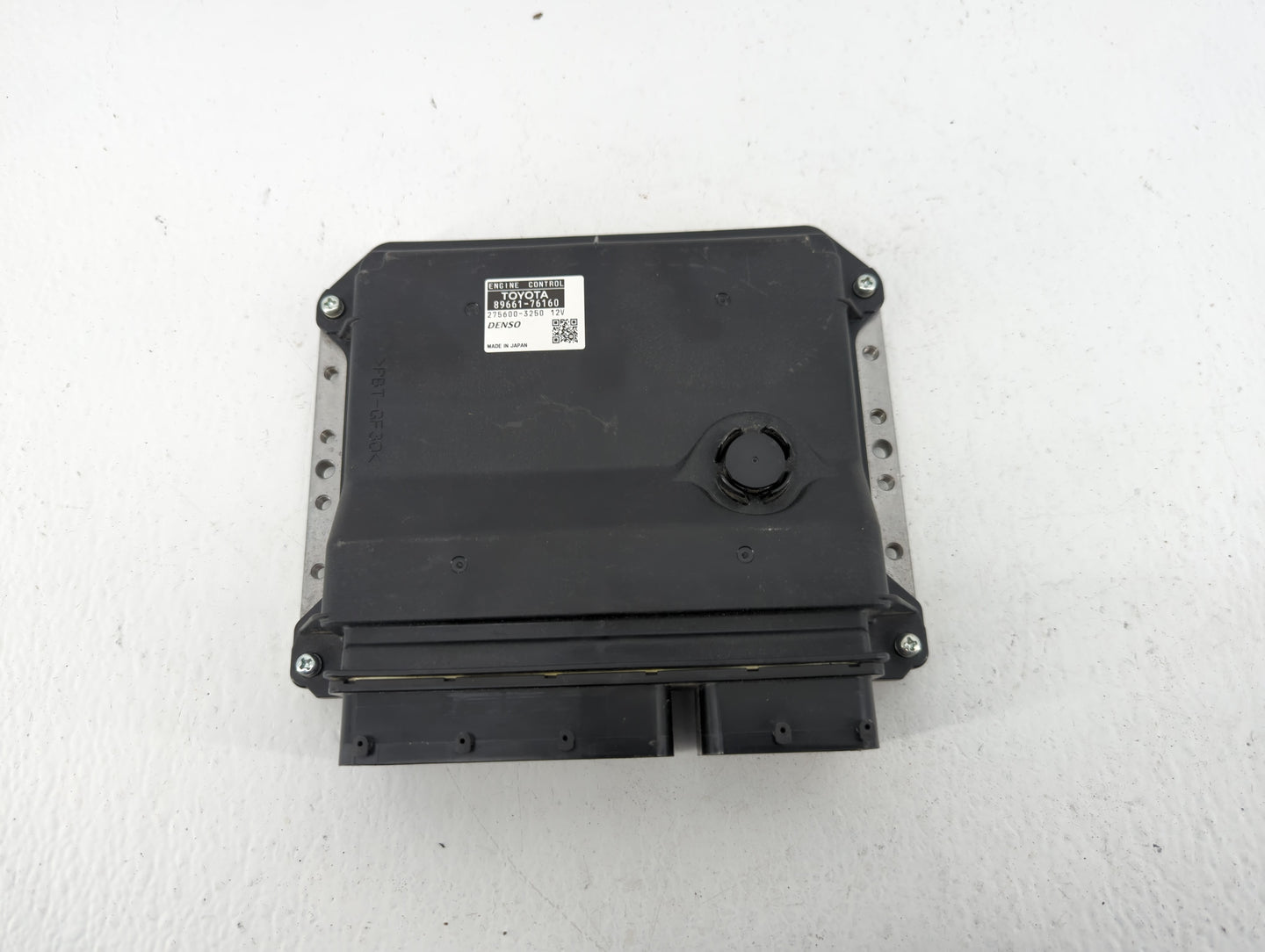 2015-2017 Lexus Ct200h PCM Engine Control Computer ECU ECM PCU OEM P/N:89661-76160 Fits Fits 2015 2016 2017 OEM Used Auto Pa