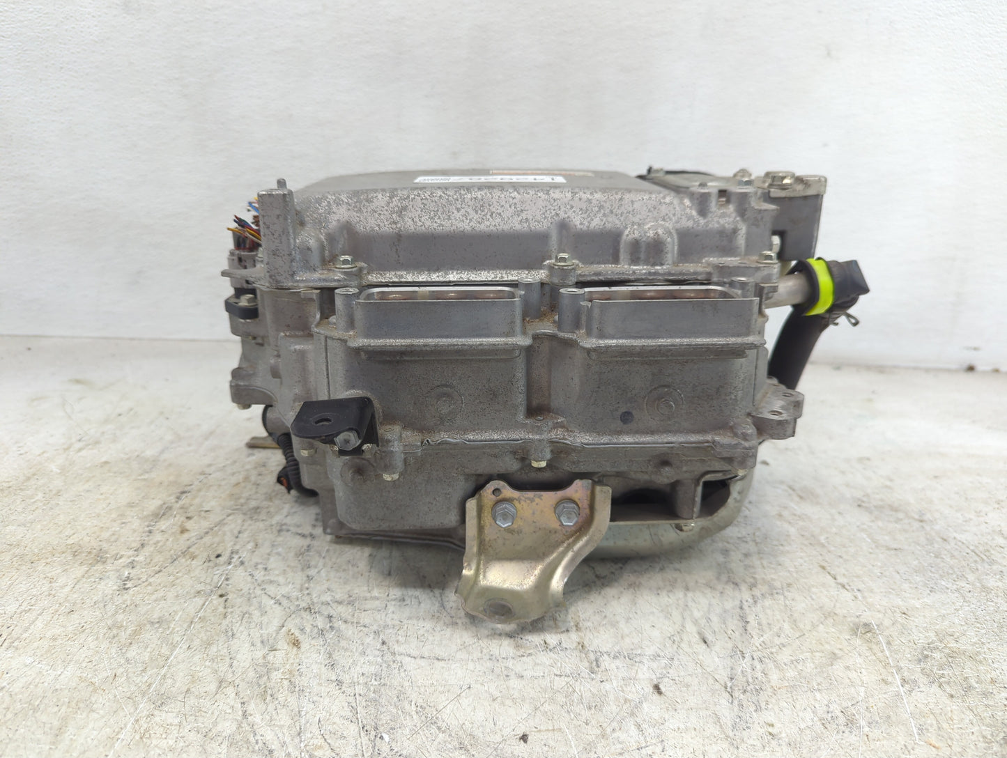 2013-2018 Lexus Es300h Hybrid DC Synergy Drive Power Inverter P/N:232100-1390 G9200-33171 Fits OEM Used Auto Parts - Oemused