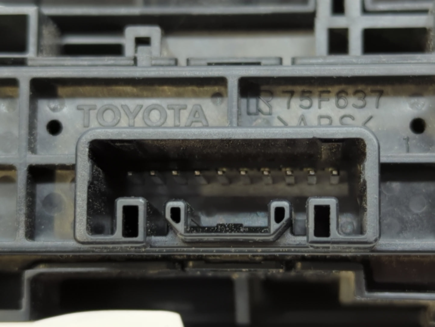 2015 Lexus Es300h Climate Control Module Temperature AC/Heater Replacement Fits OEM Used Auto Parts - Oemusedautoparts1.com
