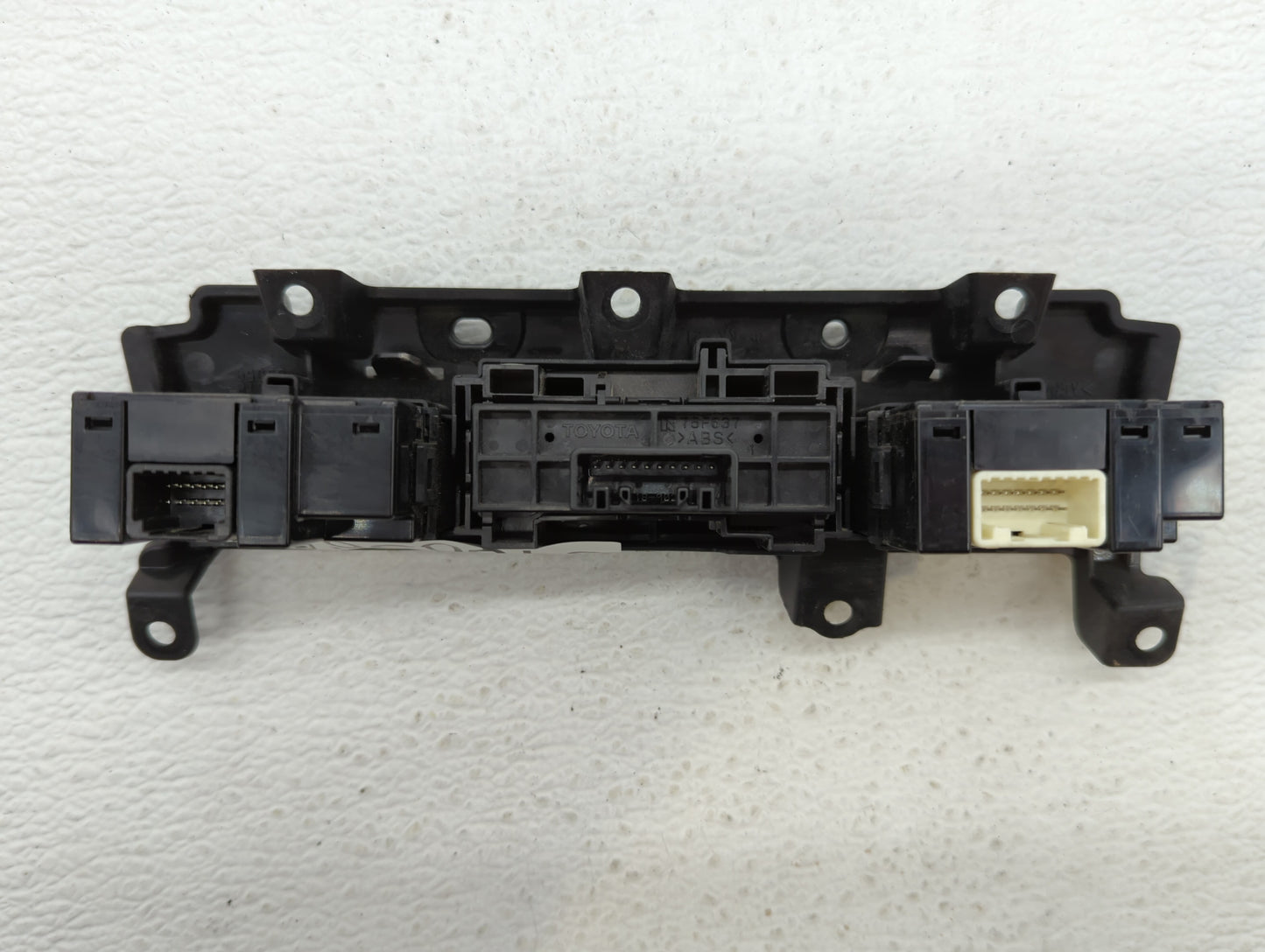 2015 Lexus Es300h Climate Control Module Temperature AC/Heater Replacement Fits OEM Used Auto Parts - Oemusedautoparts1.com