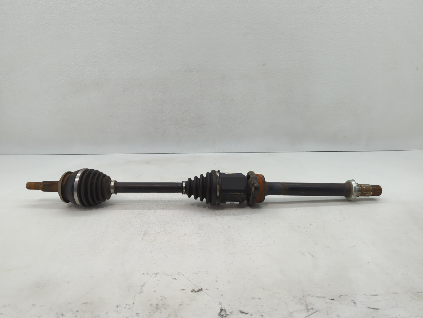 2013-2018 Lexus Es300h Axle Shaft Front Driver Cv C/v - Oemusedautoparts1.com