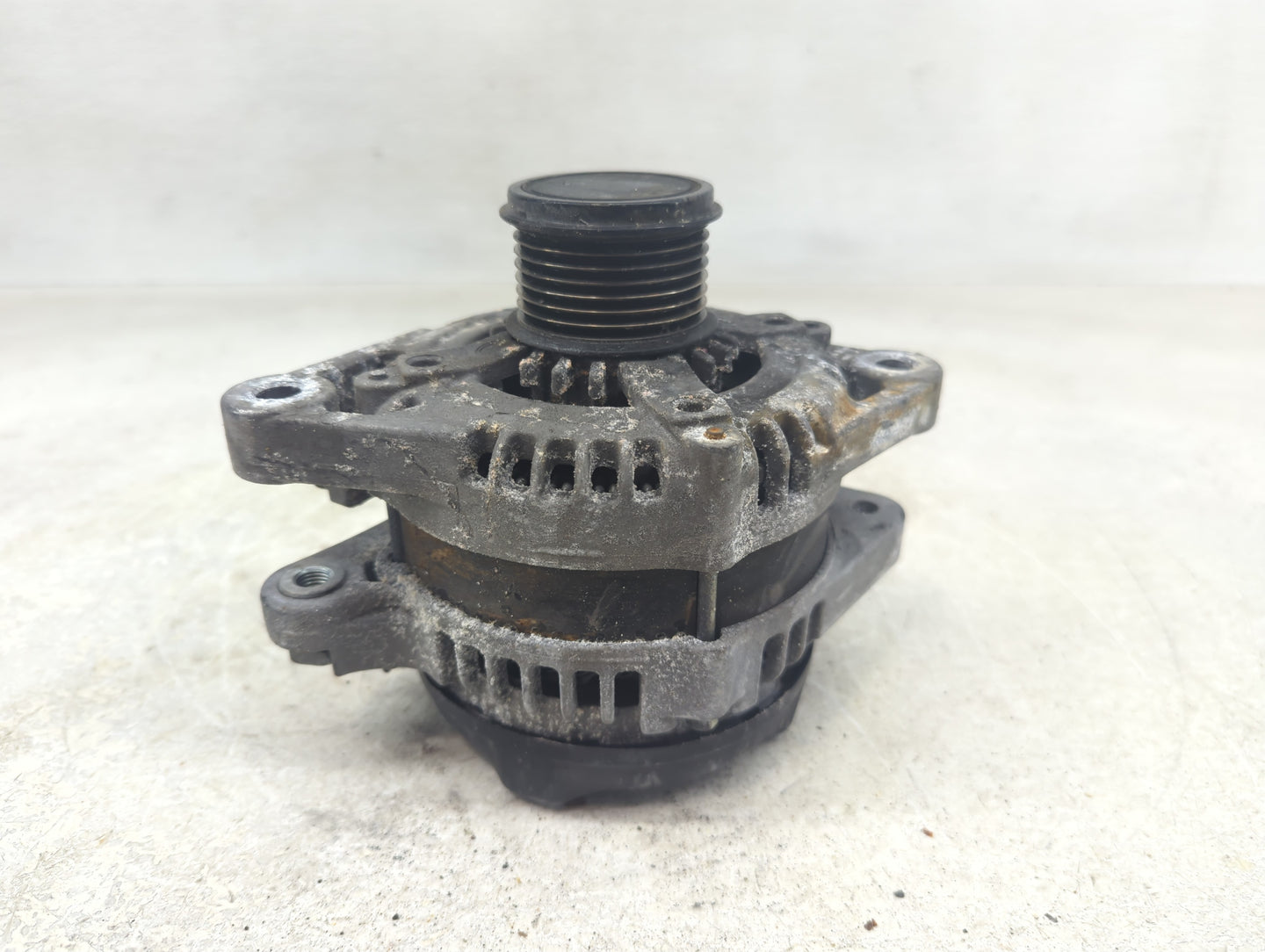 2010-2018 Lexus Es350 Alternator Replacement Generator Charging Assembly Engine OEM P/N:104211-8462 27060-31331 Fits OEM Use