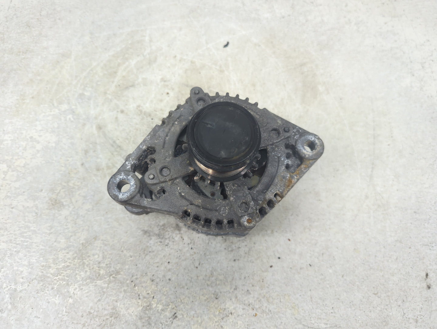 2010-2018 Lexus Es350 Alternator Replacement Generator Charging Assembly Engine OEM P/N:104211-8462 27060-31331 Fits OEM Use