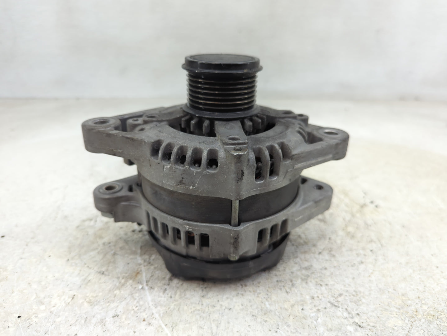 2015 Lexus Es350 Alternator Replacement Generator Charging Assembly Engine OEM P/N:27060-31331 Fits OEM Used Auto Parts - Oe