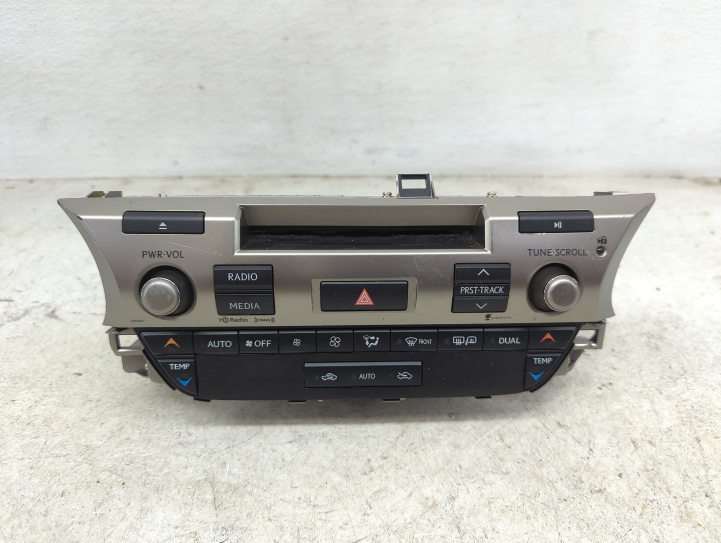 2015 Lexus Es350 Radio AM FM Cd Player Receiver Replacement P/N:86140-33200 138000-6200G101 Fits OEM Used Auto Parts - Oemus