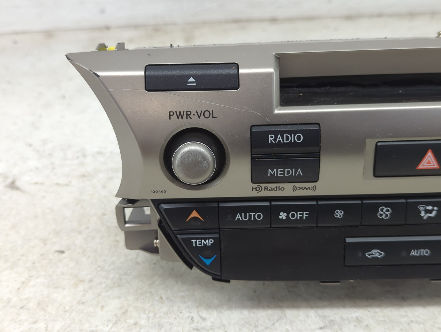 2015 Lexus Es350 Radio AM FM Cd Player Receiver Replacement P/N:86140-33200 138000-6200G101 Fits OEM Used Auto Parts - Oemus