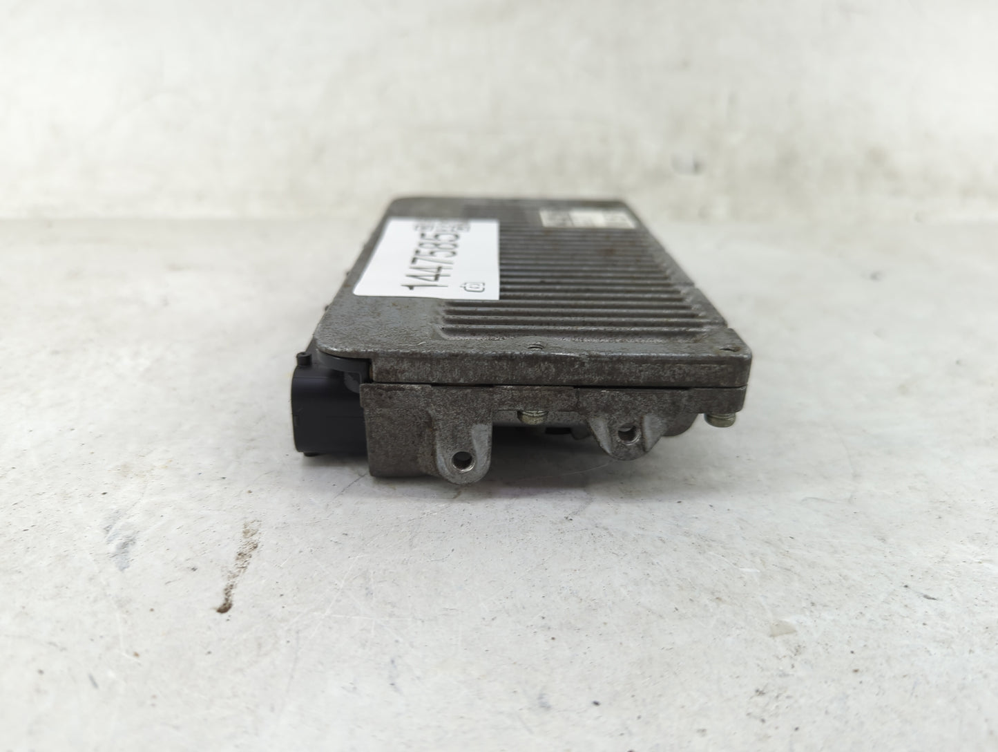 2015 Lexus Es350 PCM Engine Control Computer ECU ECM PCU OEM P/N:89661-33Q11 275600-5820 Fits OEM Used Auto Parts - Oemuseda