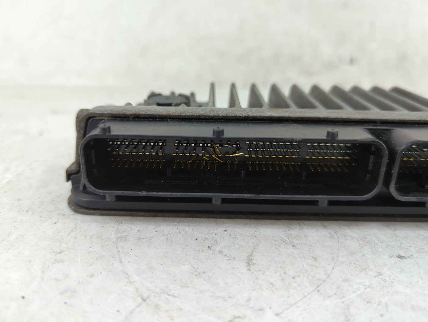 2015 Lexus Es350 PCM Engine Control Computer ECU ECM PCU OEM P/N:89661-33Q11 275600-5820 Fits OEM Used Auto Parts - Oemuseda
