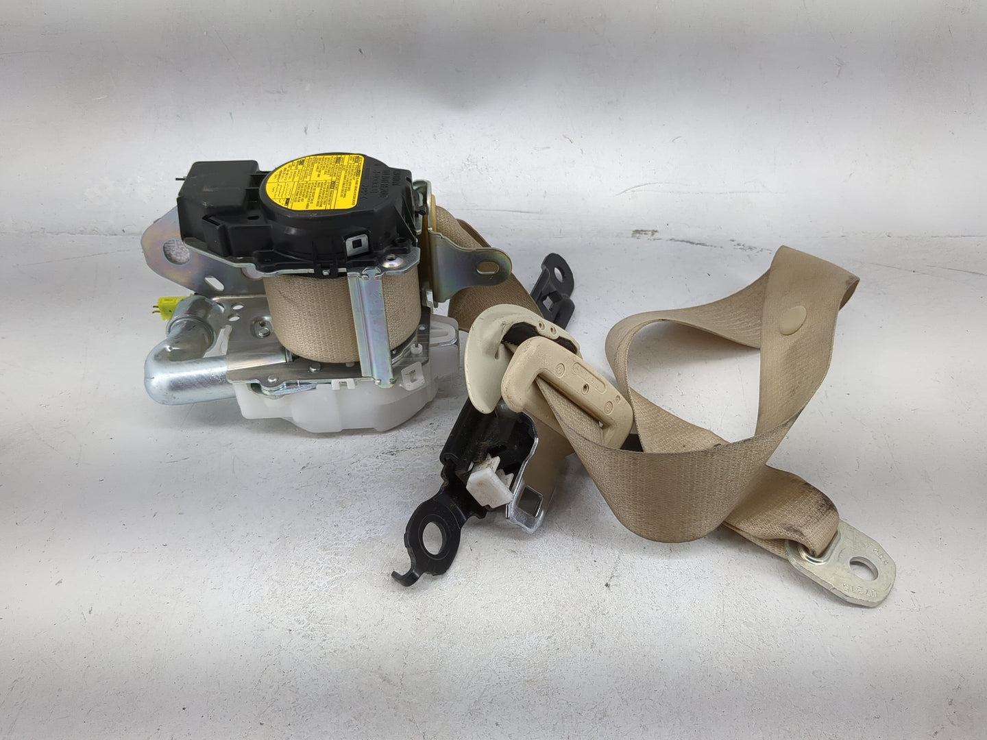 2013-2015 Lexus Es350 Driver Left Seat Belt Front Retractor Tan - Oemusedautoparts1.com