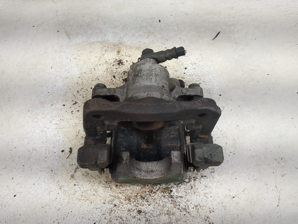 2012-2018 Lexus Es350 Rear Driver Left Brake Caliper - Oemusedautoparts1.com