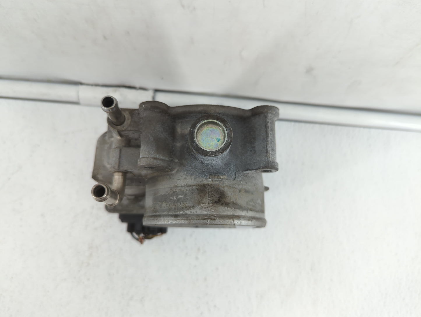 2007-2018 Lexus Es350 Throttle Body P/N:22030-0P050 22030-31030 Fits OEM Used Auto Parts - Oemusedautoparts1.com