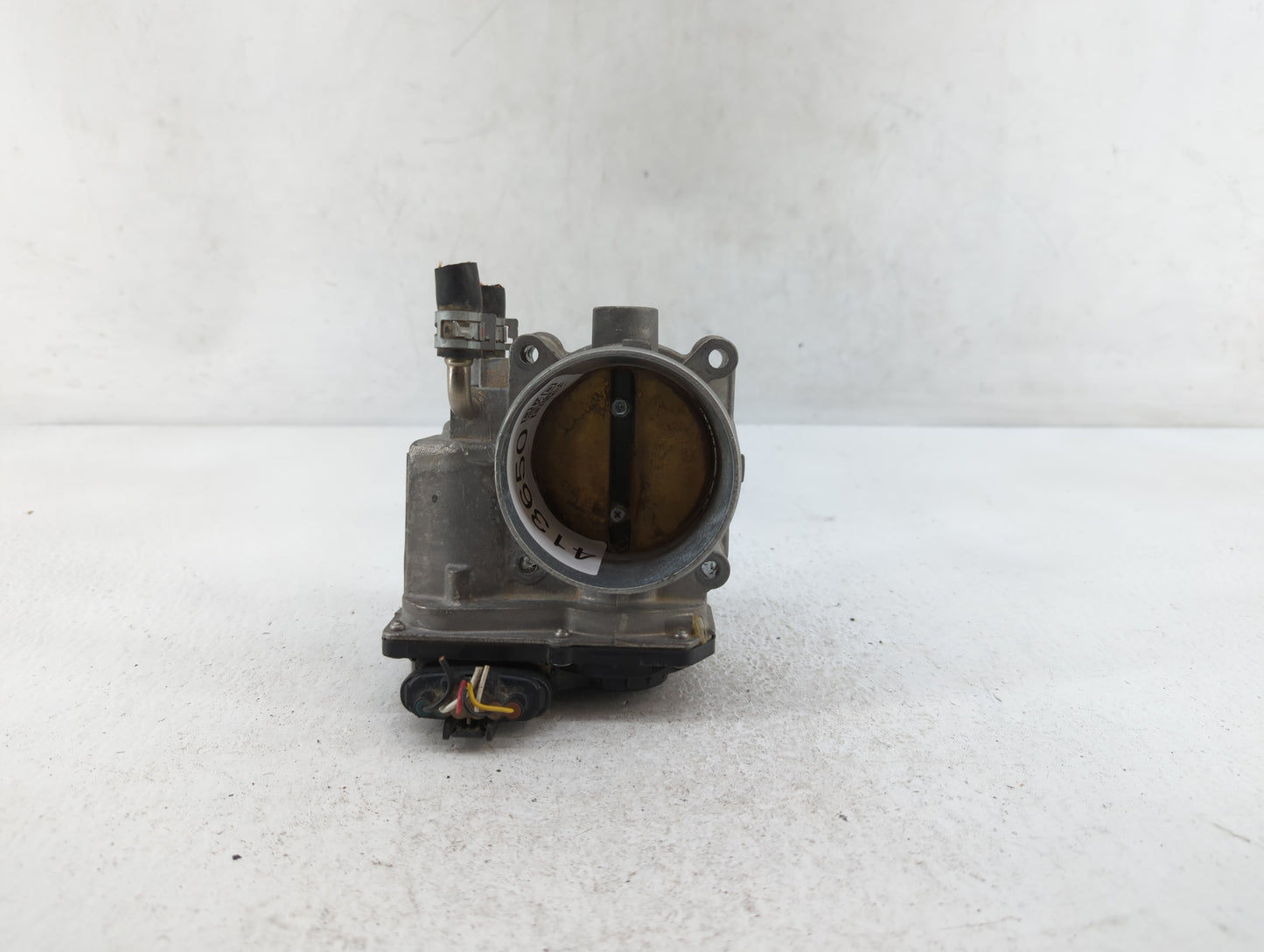 2007-2018 Lexus Es350 Throttle Body P/N:22030-0P050 22030-31030 Fits OEM Used Auto Parts - Oemusedautoparts1.com