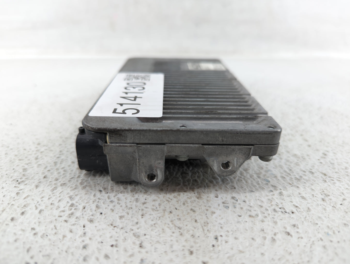 2015 Lexus Es350 PCM Engine Control Computer ECU ECM PCU OEM P/N:89661-33Q11 89661-33Q10 Fits OEM Used Auto Parts - Oemuseda