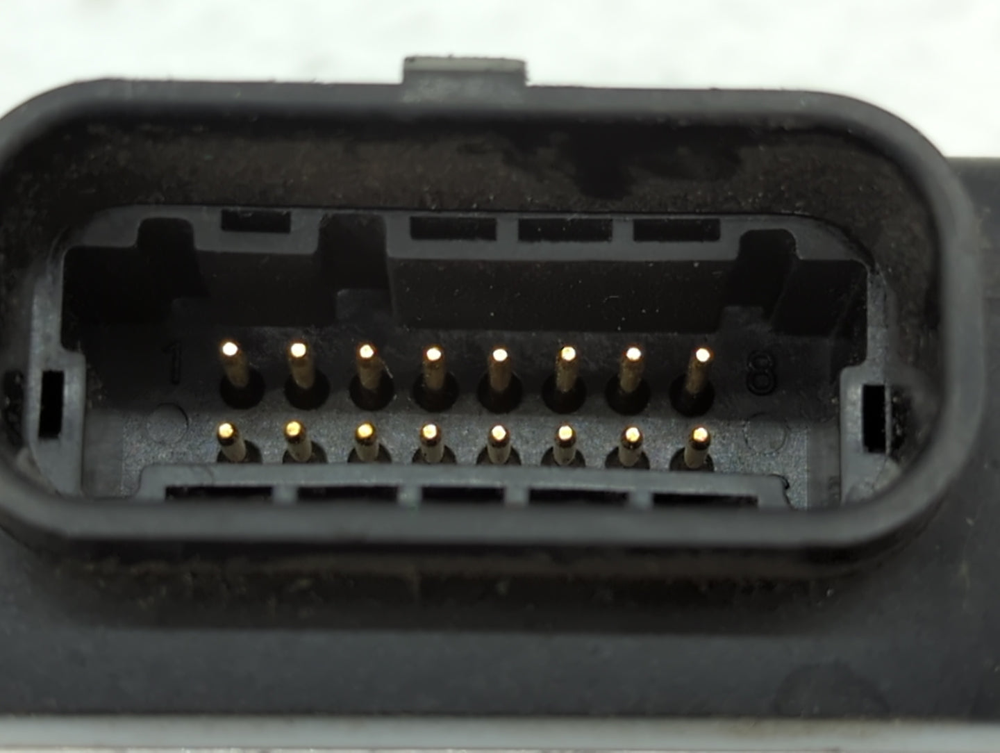 2015 Lexus Es350 PCM Engine Control Computer ECU ECM PCU OEM P/N:89661-33Q11 89661-33Q10 Fits OEM Used Auto Parts - Oemuseda